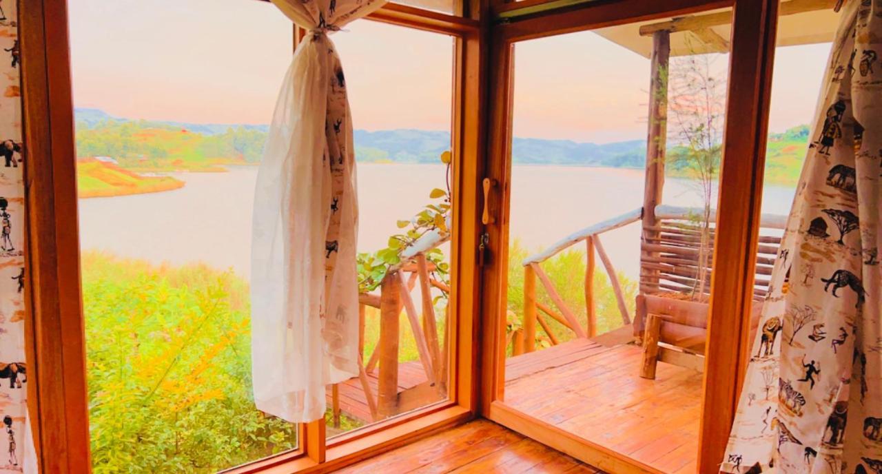 Lake Bunyonyi Rock Resort Kabale Ngoại thất bức ảnh