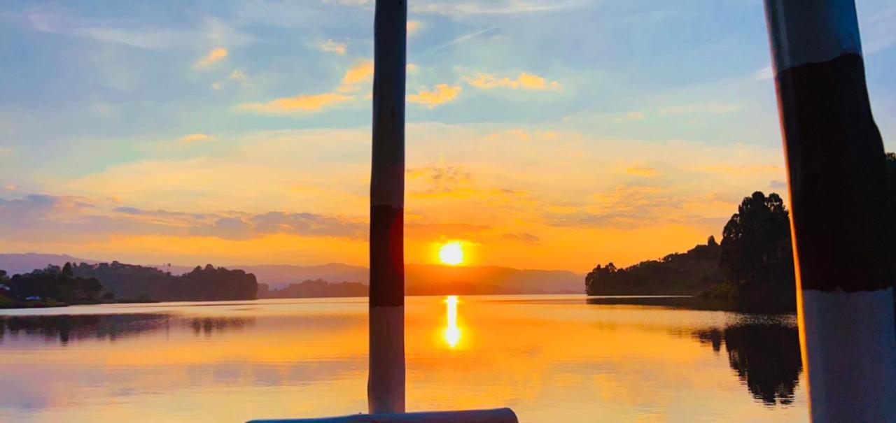 Lake Bunyonyi Rock Resort Kabale Ngoại thất bức ảnh