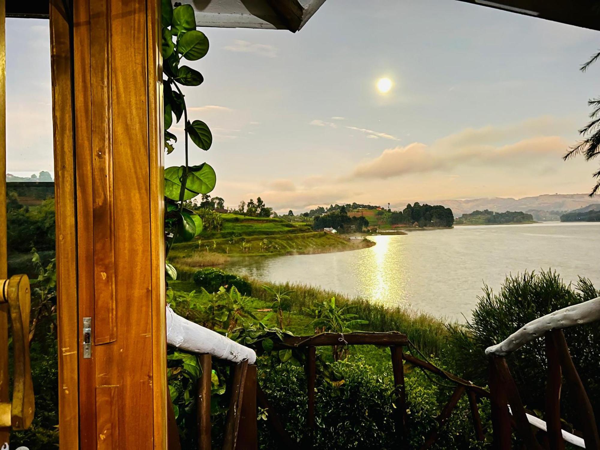 Lake Bunyonyi Rock Resort Kabale Ngoại thất bức ảnh